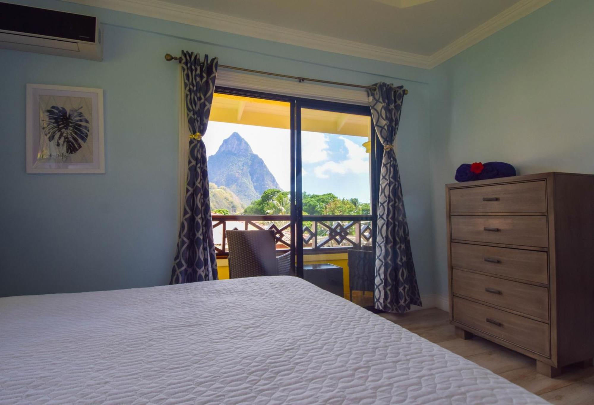 Apartment Soleil- Because Location Really Is Everything! Soufriere Exterior photo